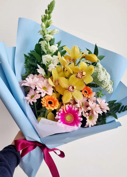 Signature Nabi Bouquet - Seasonal Flowers