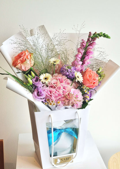 Signature Nabi Bouquet - Seasonal Flowers