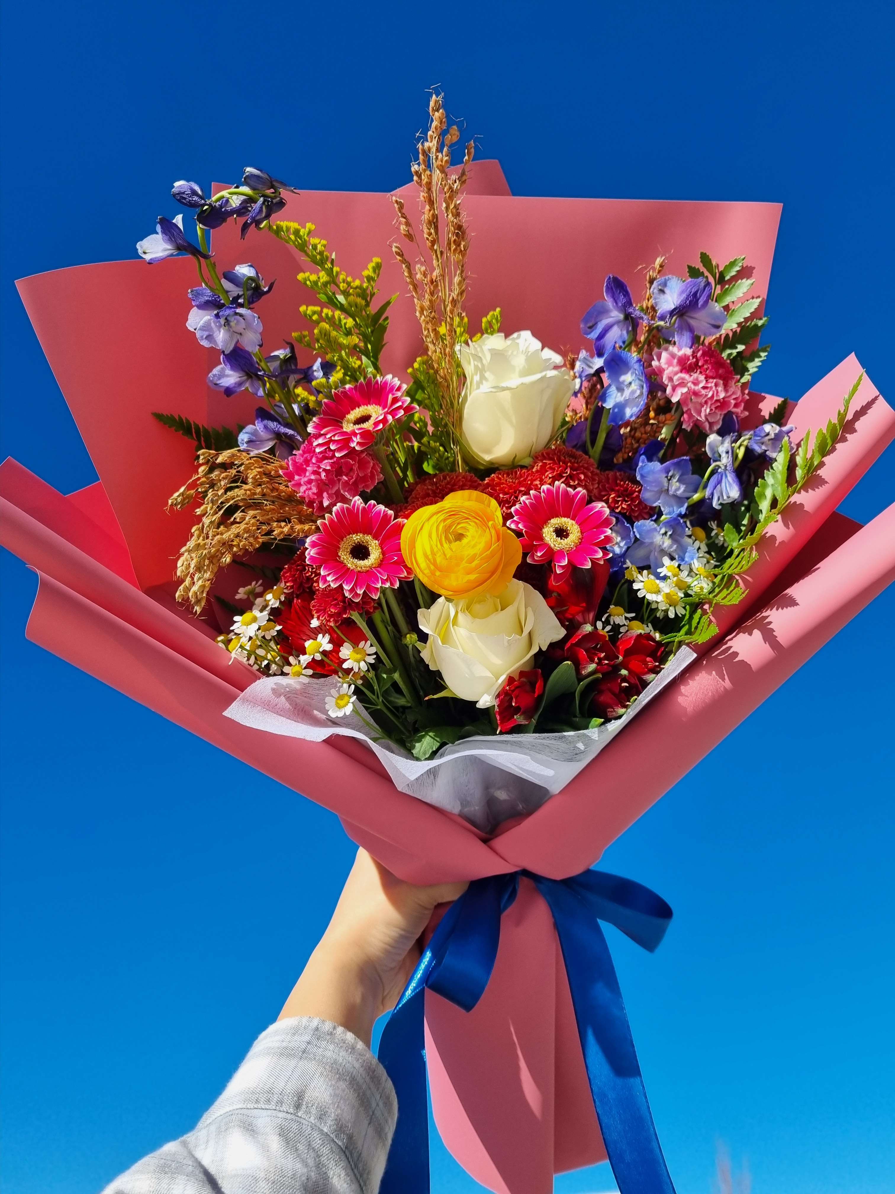 Signature Nabi Bouquet - Seasonal Flowers – Nabi Flowers