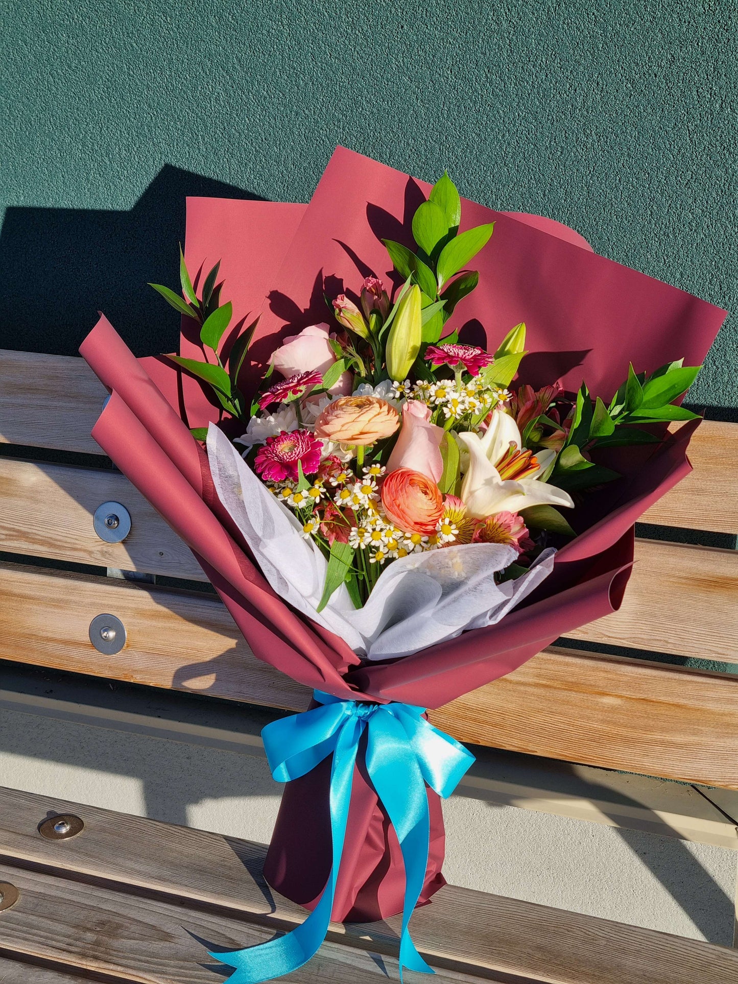 Signature Nabi Bouquet - Seasonal Flowers