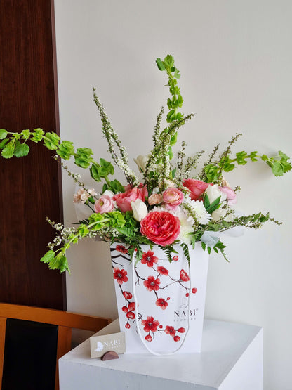 Glass Vase Arrangement L
